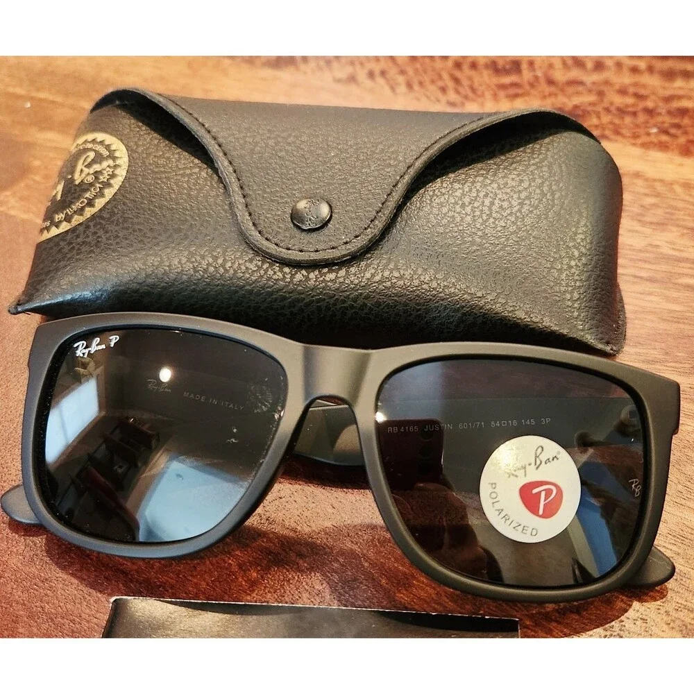 Ray-Ban new case